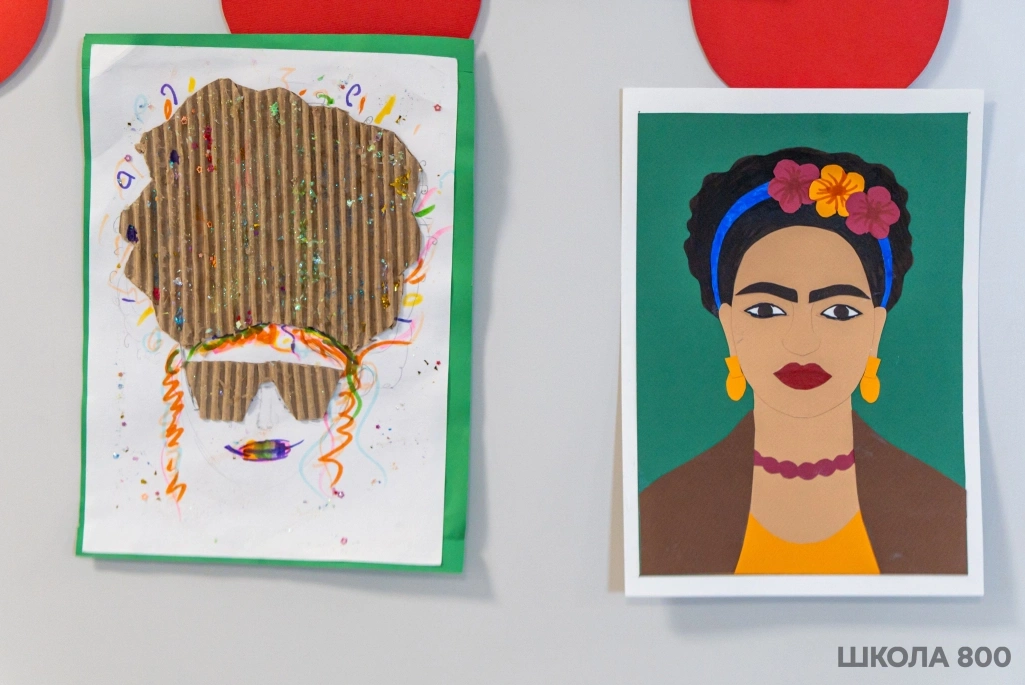 «НН.Собака.ru»: Рассматриваем первую выставку арт-объектов учеников Школы 800